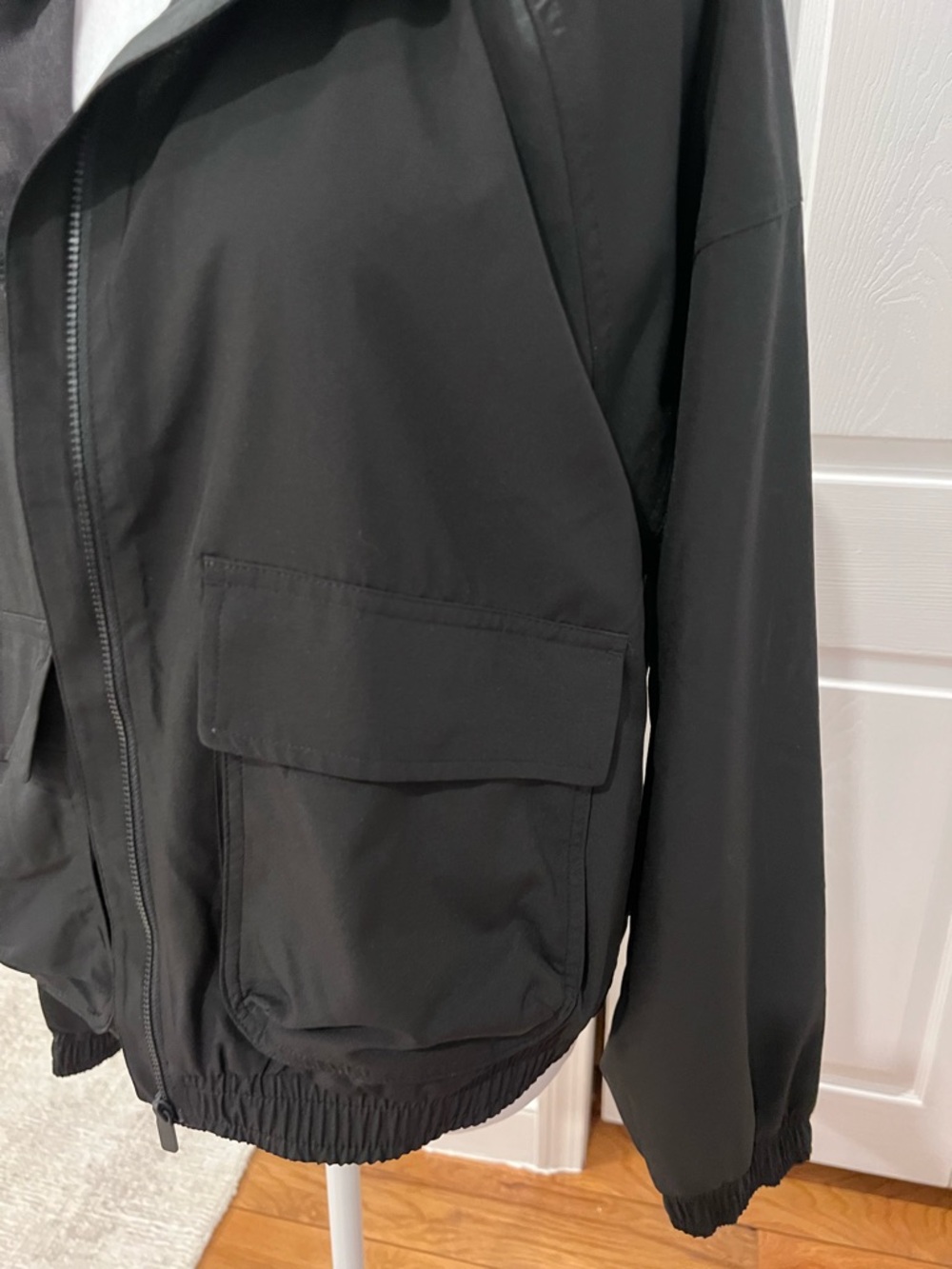 Old Navy Active Stretch Tech Jacket | Black | Large - Picture 6 of 11